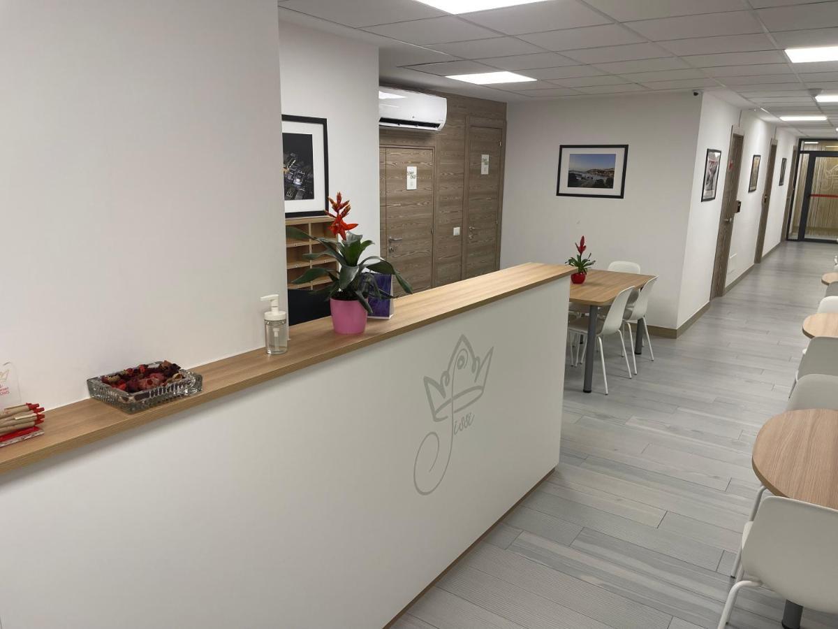 Sissi Comfort Rooms Foresteria Lombarda Monza Exterior foto